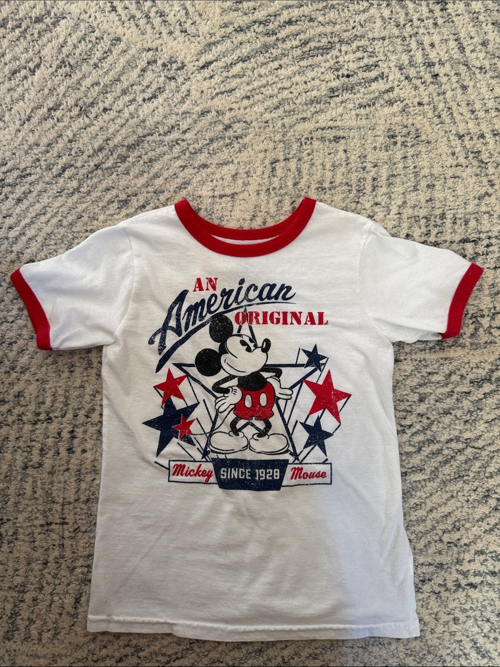 Disney Mickey Mouse T-shirt Size 5/6